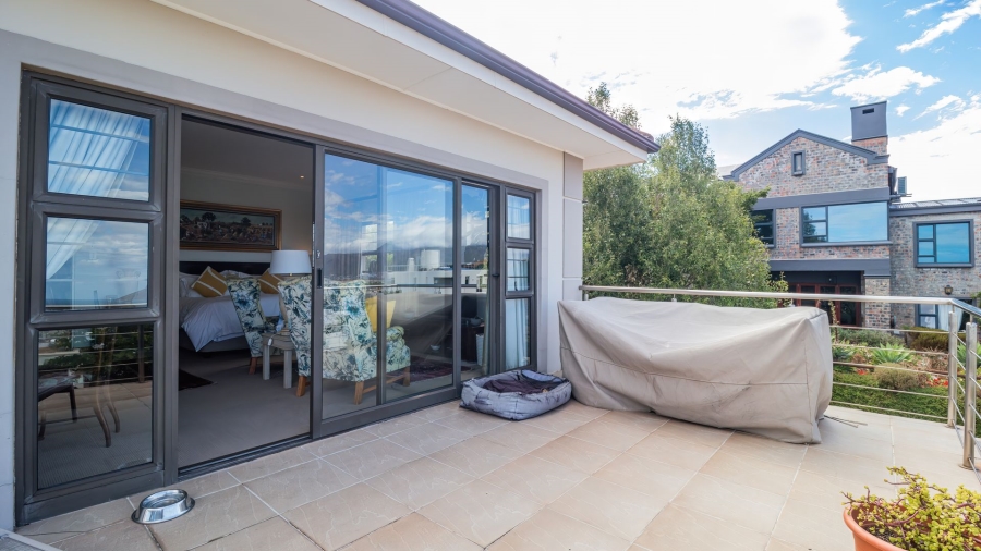 3 Bedroom Property for Sale in Olive Grove Western Cape